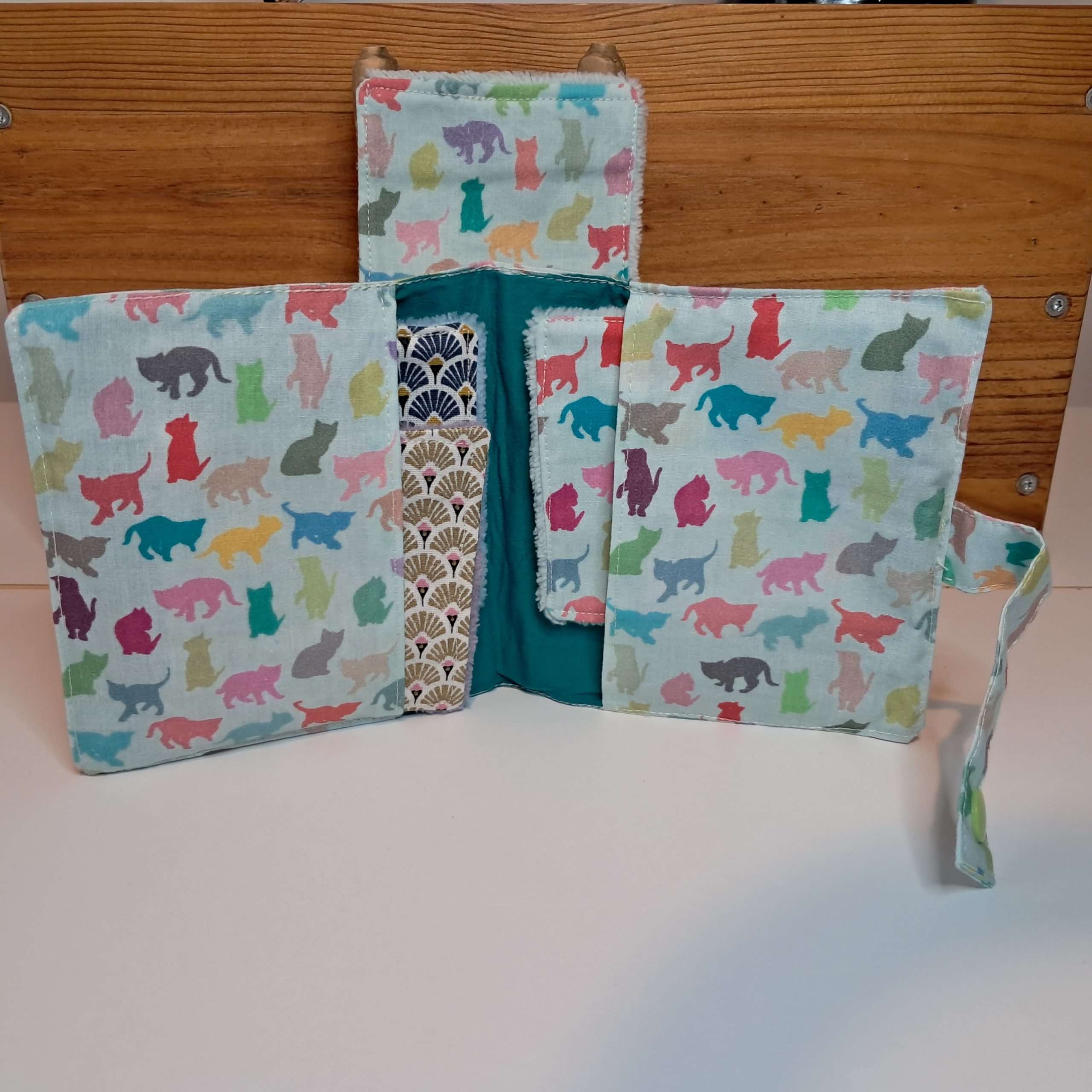 Kit de 4 lingettes et sa pochette (chatons)