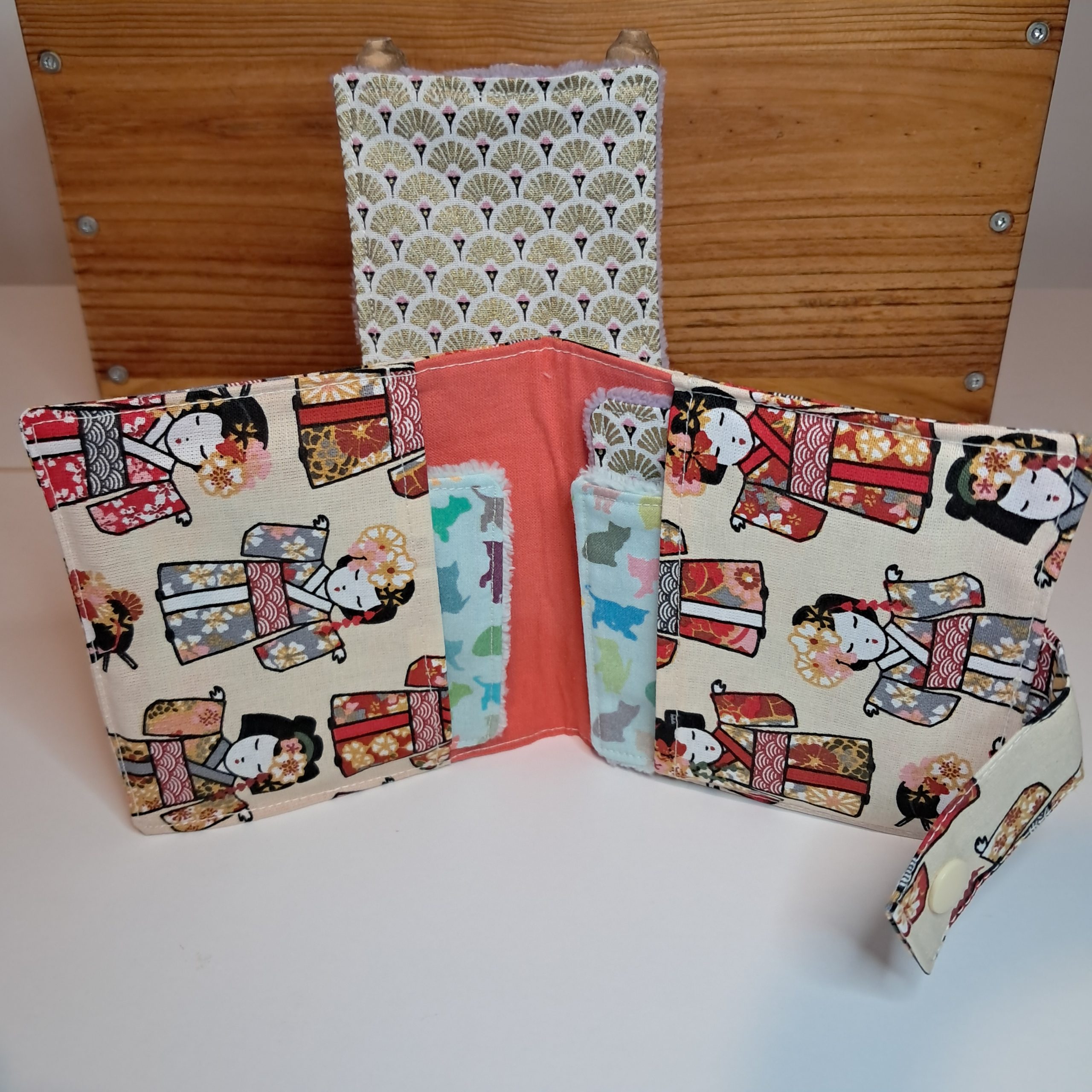 Kit de 4 lingettes et sa pochette Geisha